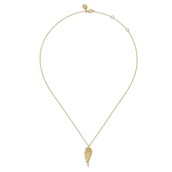 14K Yellow Gold Diamond Cut Wing Shape Pendant Necklace