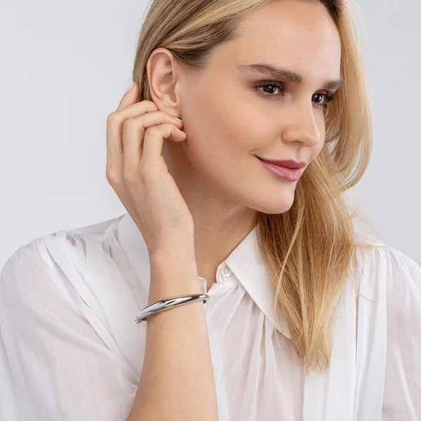 Graduated Silver Bangle Bracelet