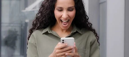 Popping the Question Via Text? Yes, It’s a Thing, According to New Survey