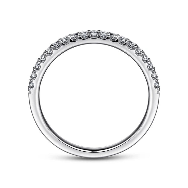 14K White Gold Shared Prong Diamond Wedding Band