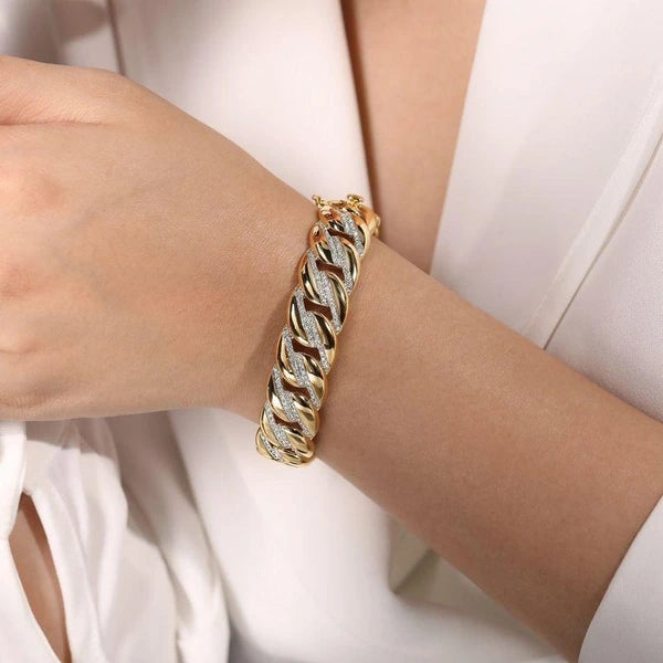 14K Yellow Gold Chain Link Bangle with Diamond e Stations