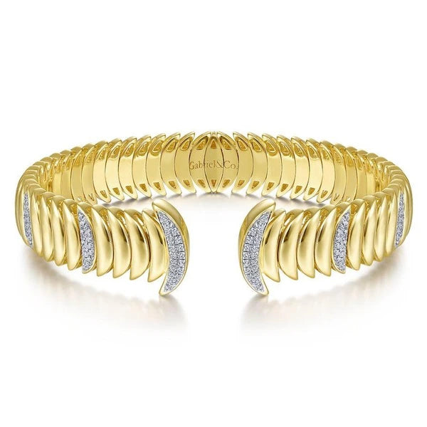 14K Yellow Gold Crescent Moon Open Cuff Bracelet with Diamond e Stations