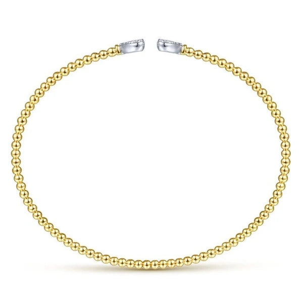 14K Yellow Gold Bujukan Split Cuff Bracelet with White Gold e Diamond Hearts
