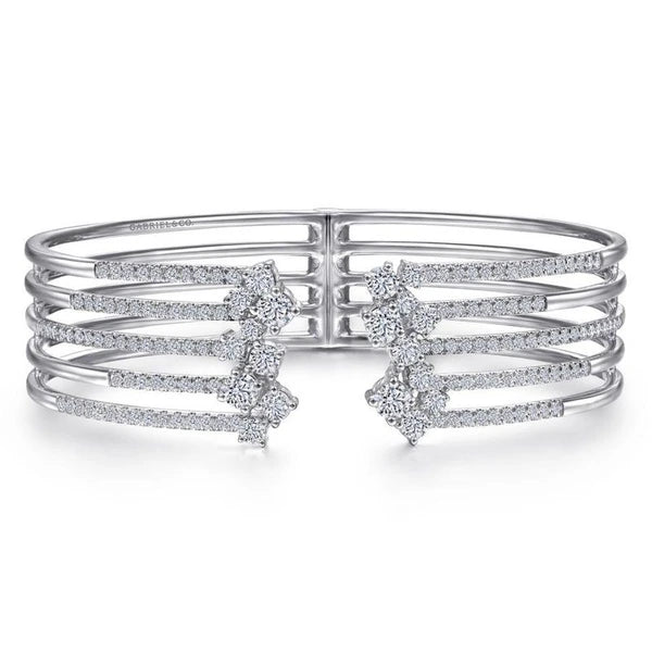 18K White Gold Diamond Bangle