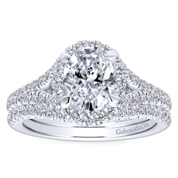 14K White Gold Oval Halo Diamond Engagement Ring