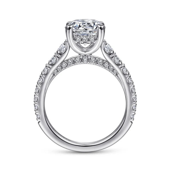 18K White Gold Round Diamond Engagement Ring