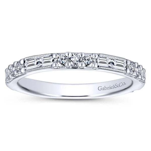 14K White Gold Diamond Ladies Ring
