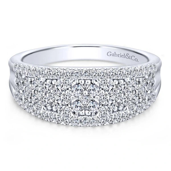14K White Gold Curved e Diamond Ring