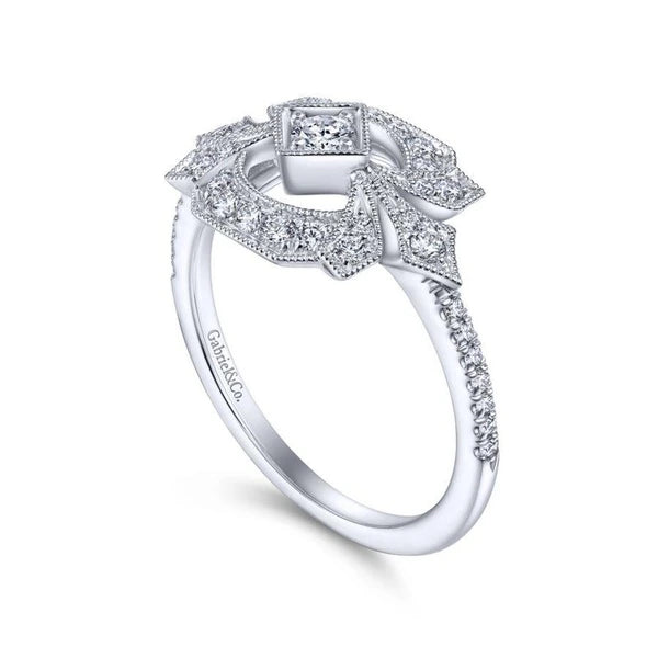 14K White Gold Art Deco Floral Diamond Ring