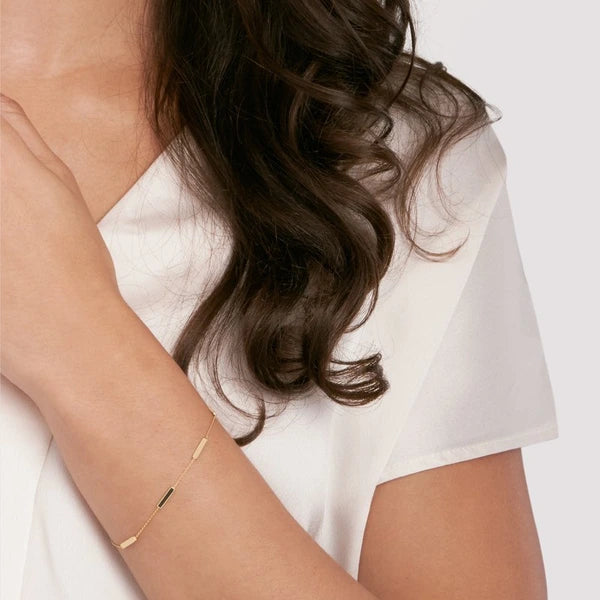 Black EN/Amel AlterN/Ating Bar Bracelet