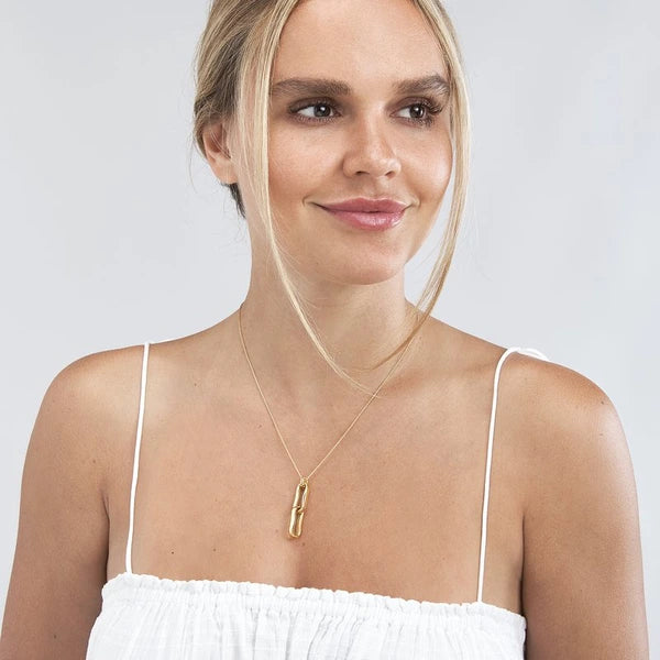 Double Oval Link Pendant Necklace