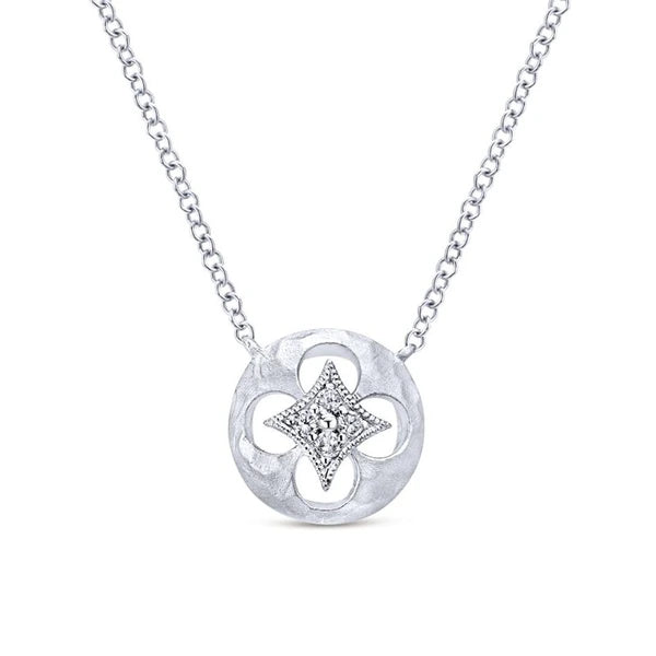 925 Sterling Silver Round Quatrefoil Cutout Pendant Necklace