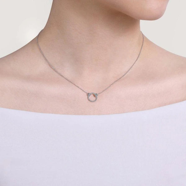14K White Gold Open Diamond Circle Pendant Necklace