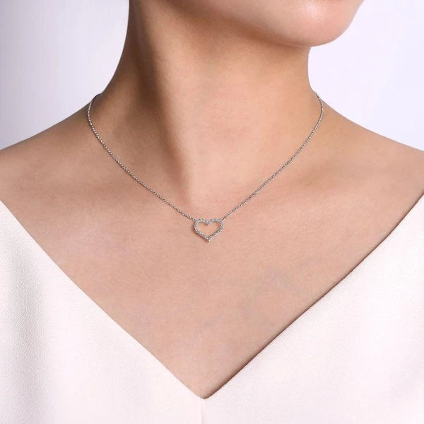 14K White Gold Open Diamond Heart Pendant Necklace