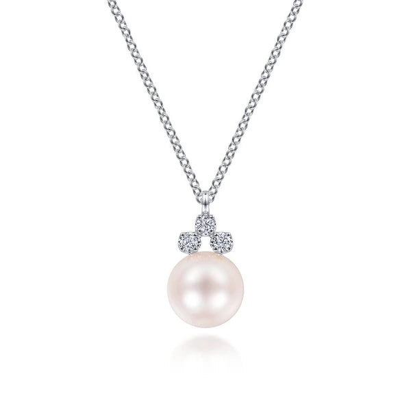 14K White Gold Diamond and Pearl Pendant Necklace