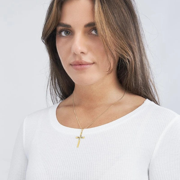Diamond Cut Center Cross