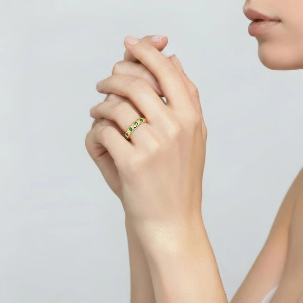 3/8tcw Round Emerald Straight Band Ring