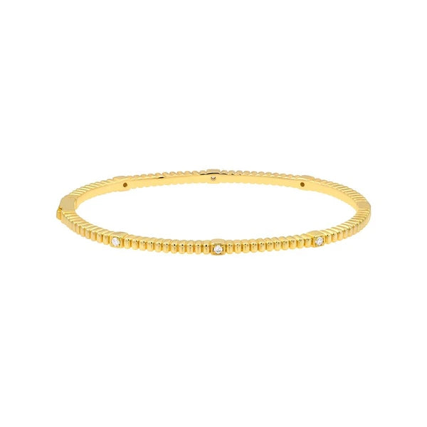 Diamond Fluted Station Bangle Bracelet (1/6tcw)