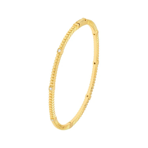 Diamond Fluted Station Bangle Bracelet (1/6tcw)