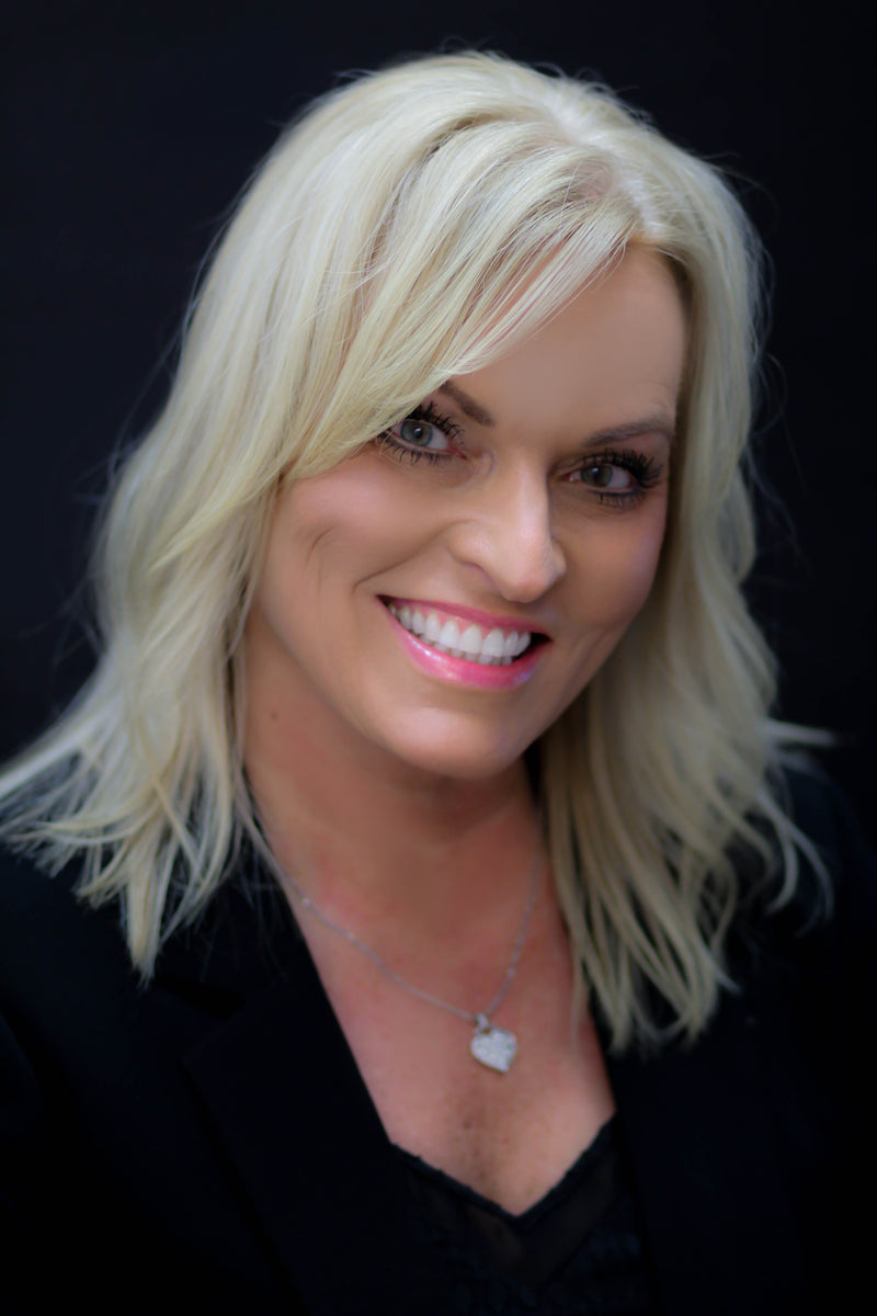 Julie Mavar